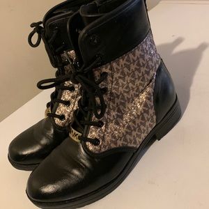 MK Boots